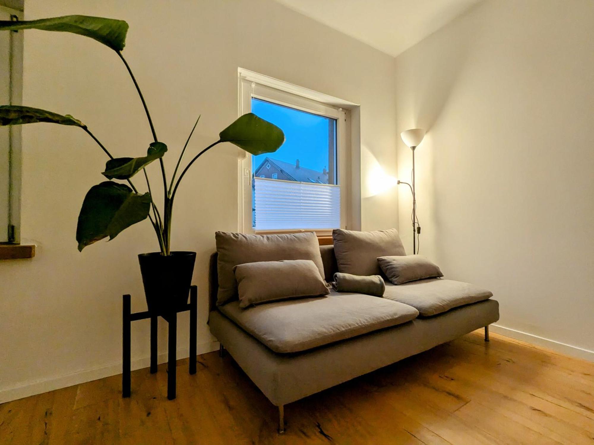 55Qm Messe Wohnung, Trade Fair, 6 Minuten Zur Messe 라인슈테텐 외부 사진